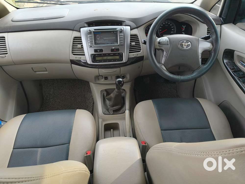 Toyota Innova 2.5 Z Diesel 7 Seater, 2015, Diesel