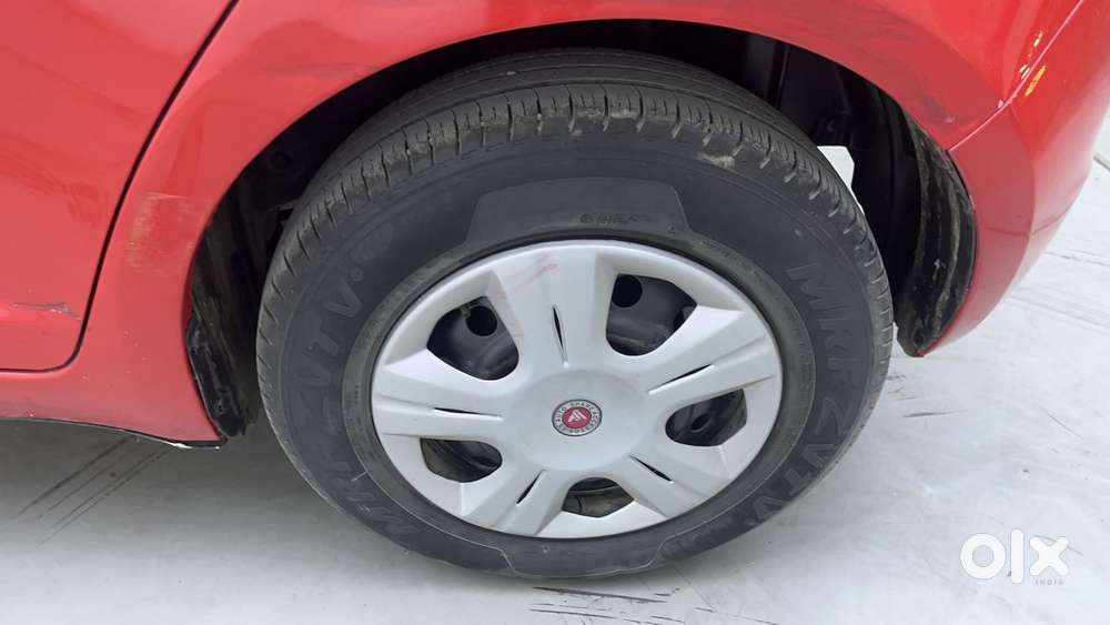 Maruti Suzuki Swift Vxi Bsiv, 2011, Petrol