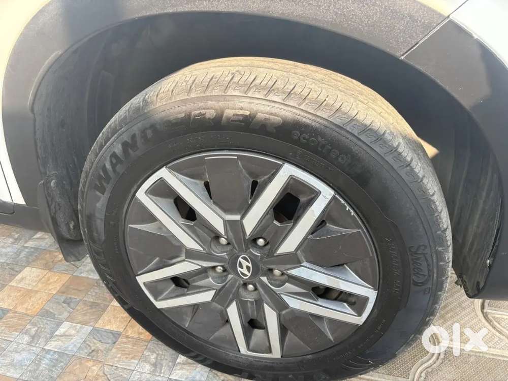 Hyundai Venue 2021 Diesel Well Maintained