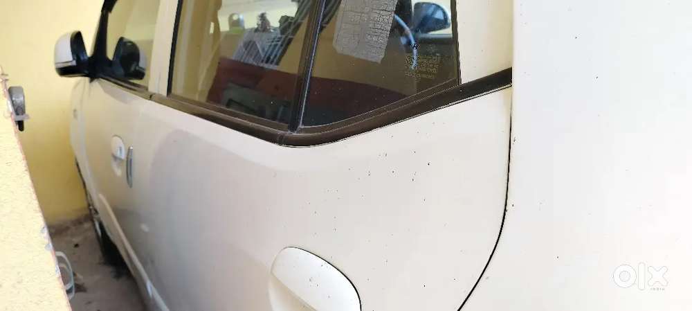 Hyundai I10 Sportz Petrol Manual 2012