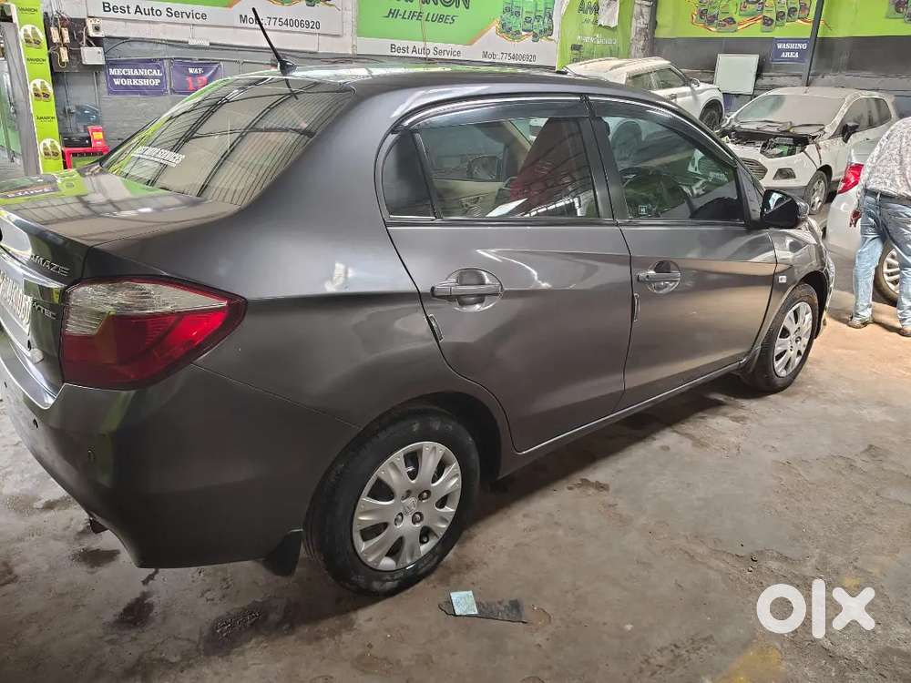 Honda Amaze 2017 Petrol 95000 Km Driven, Amazing Condition