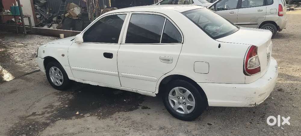 Hyundai Accent 2010 One Key 5 Tyre