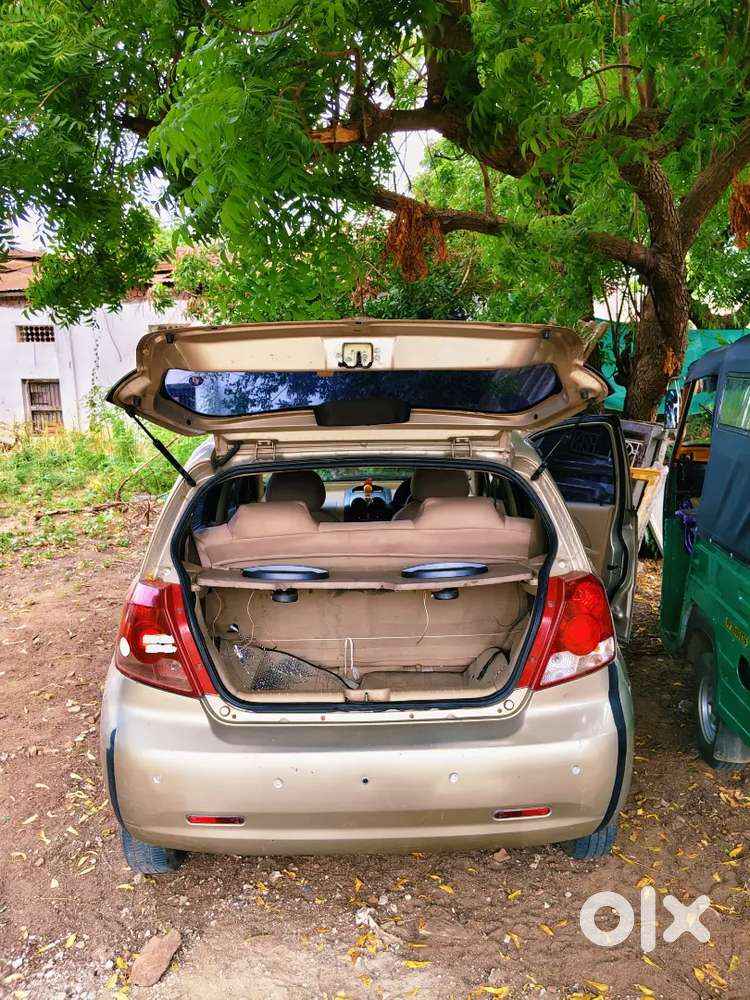 Chevrolet Aveo 2011 Petrol 52013 Km Driven