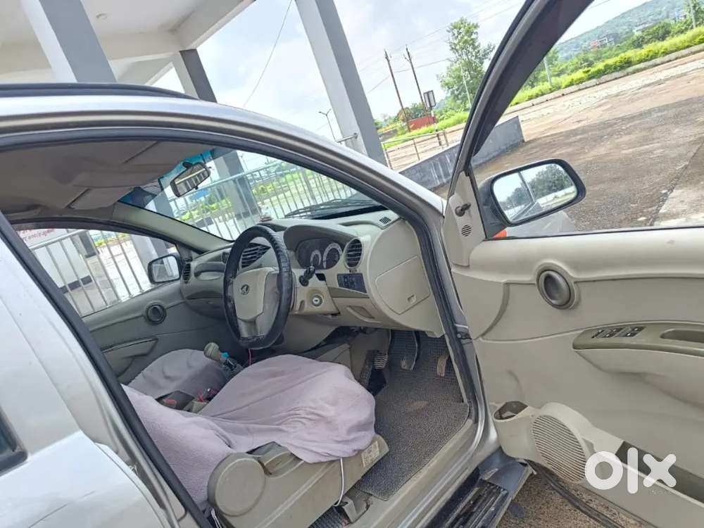 Mahindra Quanto 2015