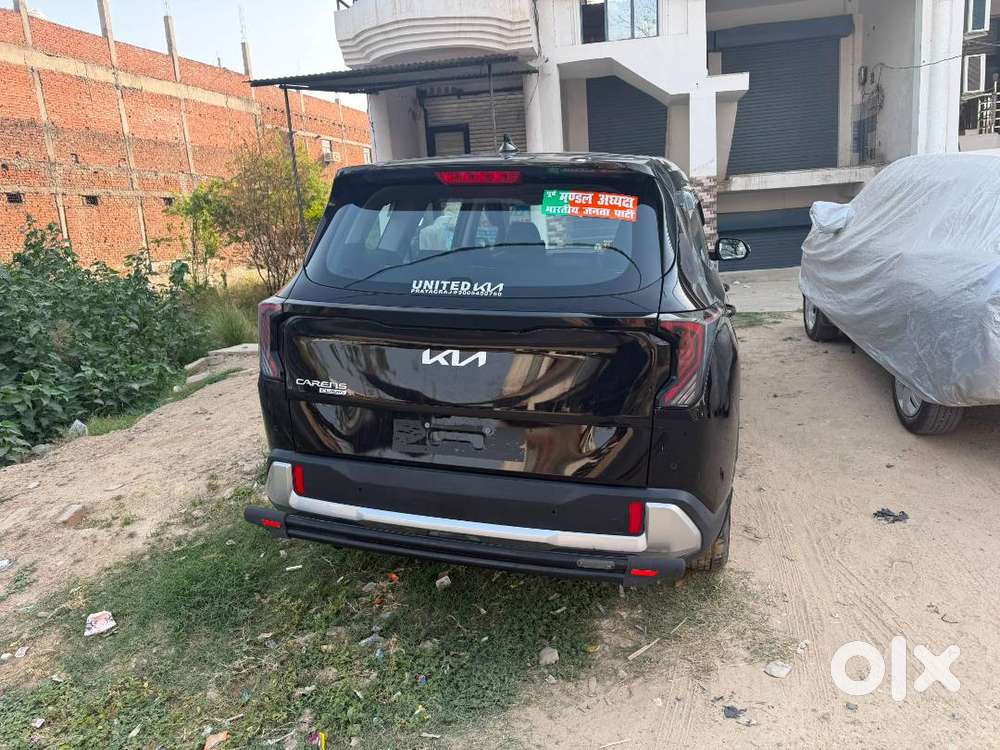 Kia Carens Clavis 2026 Petrol 11000 Km Driven