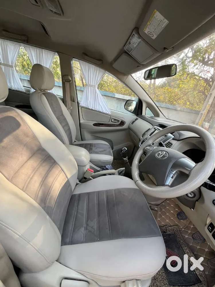 Toyota Innova 2014 Diesel Well Maintained