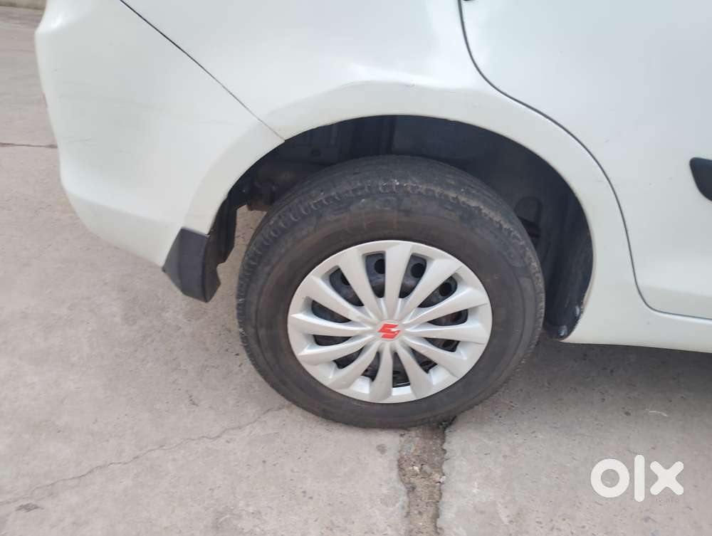 Maruti Suzuki Swift Dzire Vdi Bsiv, 2015, Diesel