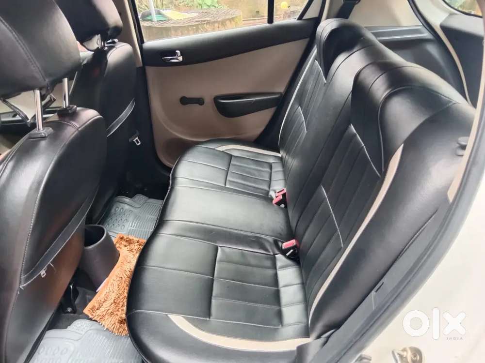 Hyundai I20 Era Petrol Well Maintained Car And Good Condition