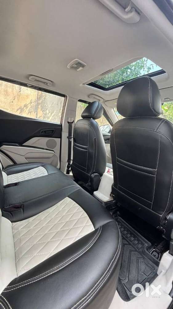 Mahindra Xuv300, 2023, Diesel