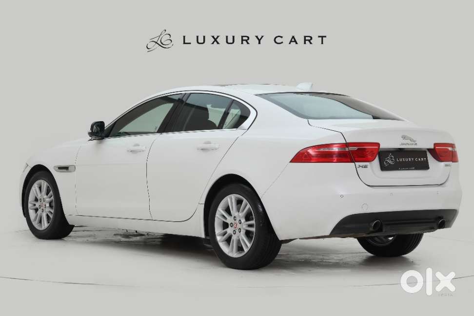 Jaguar Xe Portfolio, 2018, Petrol