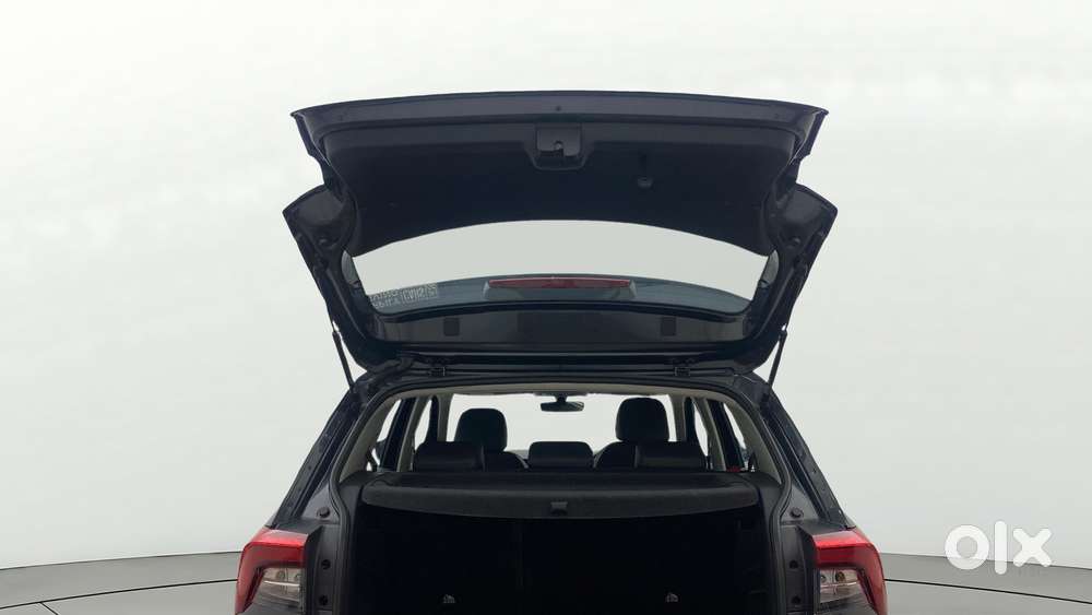 Skoda Kushaq 1.0 Tsi Style, 2022, Petrol