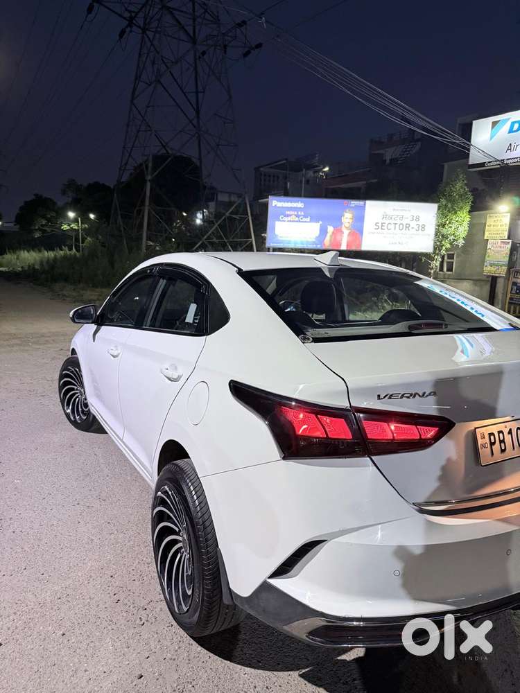 Hyundai Verna 1.5 S Plus Diesel Mt, 2022, Diesel