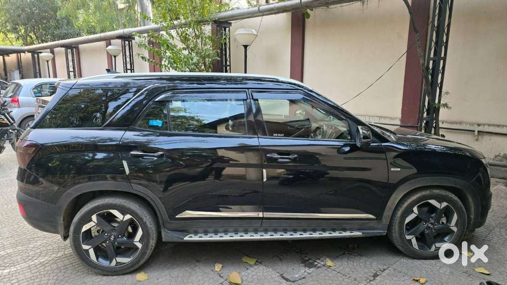 Hyundai Alcazar Signature (o) Diesel 6at 1st Owner