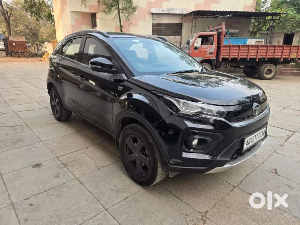 Tata Nexon 1.2 Revotron Xza Plus Hs Dark Edition, 2022, Petrol