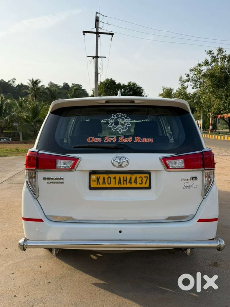 Toyota Innova Crysta 2017 Diesel 310000 Km Driven