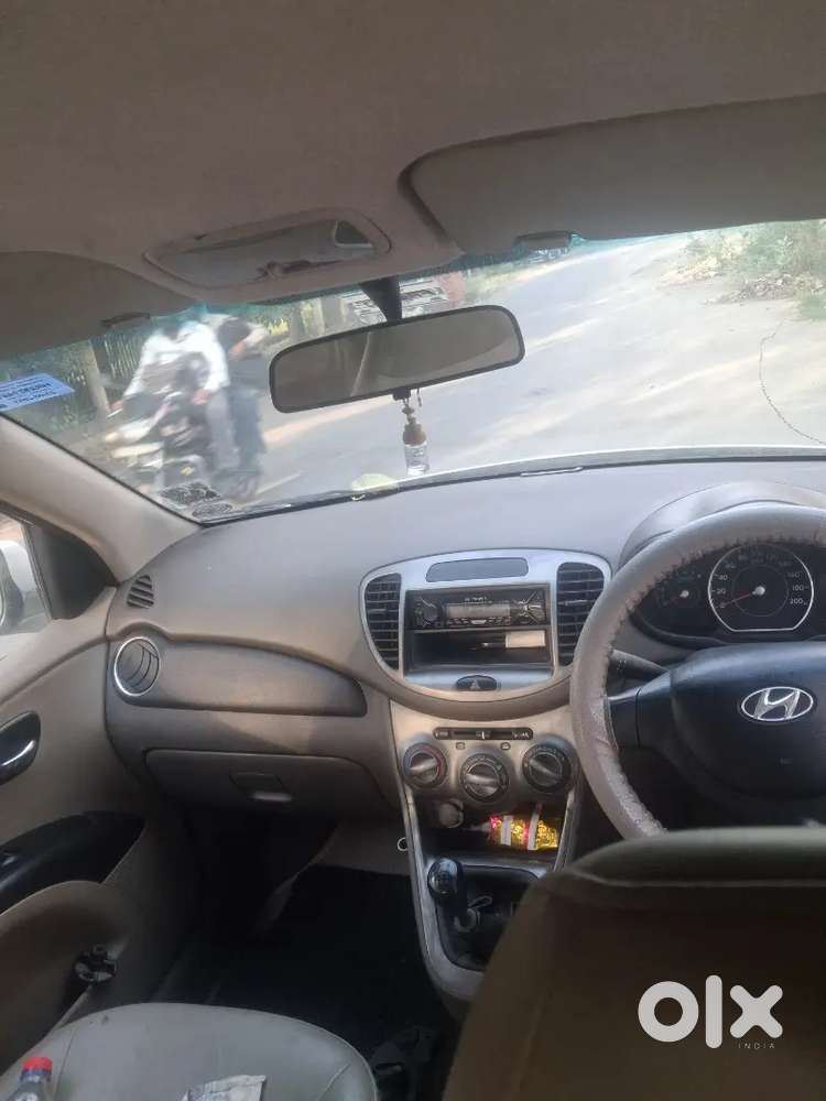 Hyundai I10 2011 Petrol 72000 Km Driven, Passing Expired