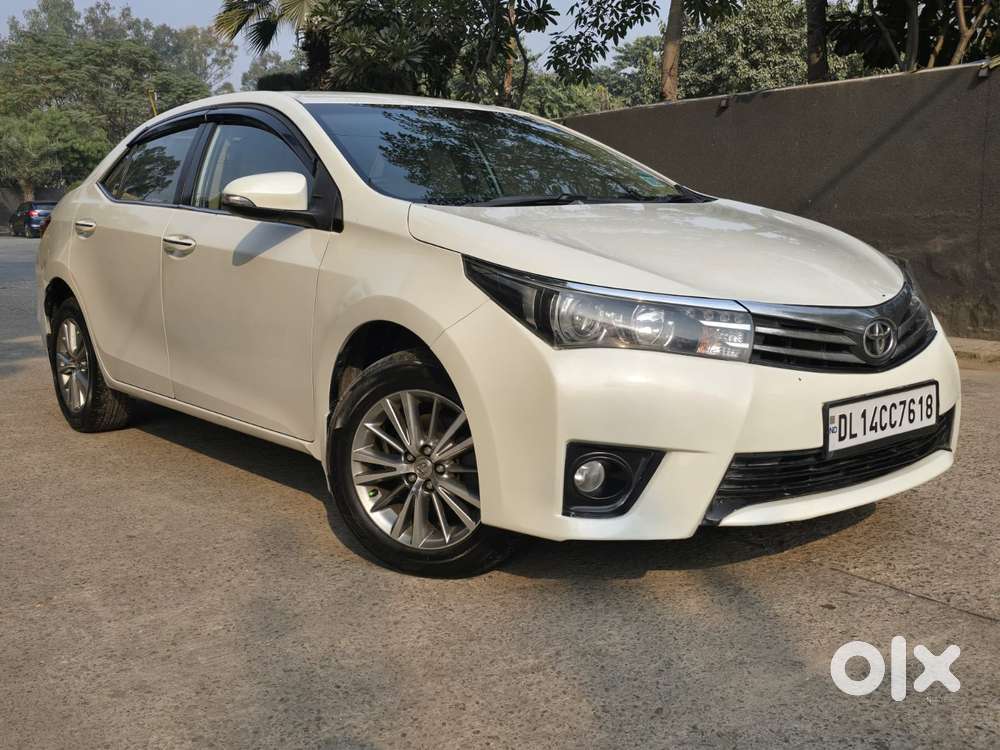 Toyota Corolla Altis 2013-2017 Vl At, 2016, Petrol
