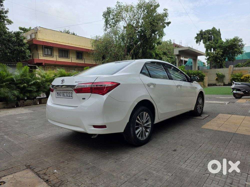 Toyota Corolla Altis Gl Mt, 2015, Petrol
