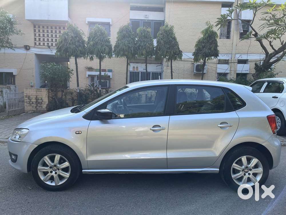 Volkswagen Polo Petrol Highline 1.2l, 2011, Petrol