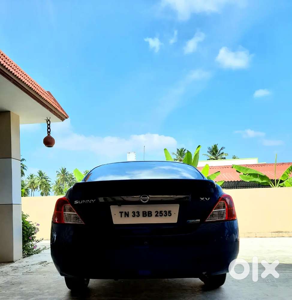 Nissan Sunny Xv Premium Diesel In Mint Condition With All Accessories