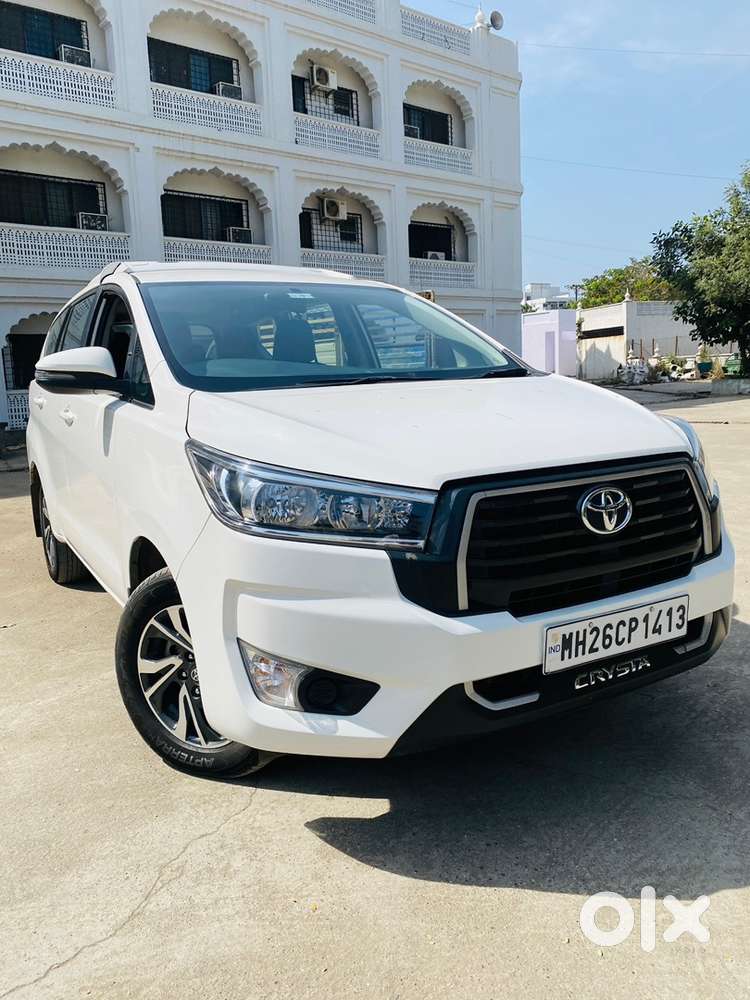 Toyota Innova Crysta 2024