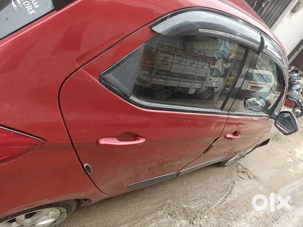 Tata Tiago 2020 Petrol 62350 Km