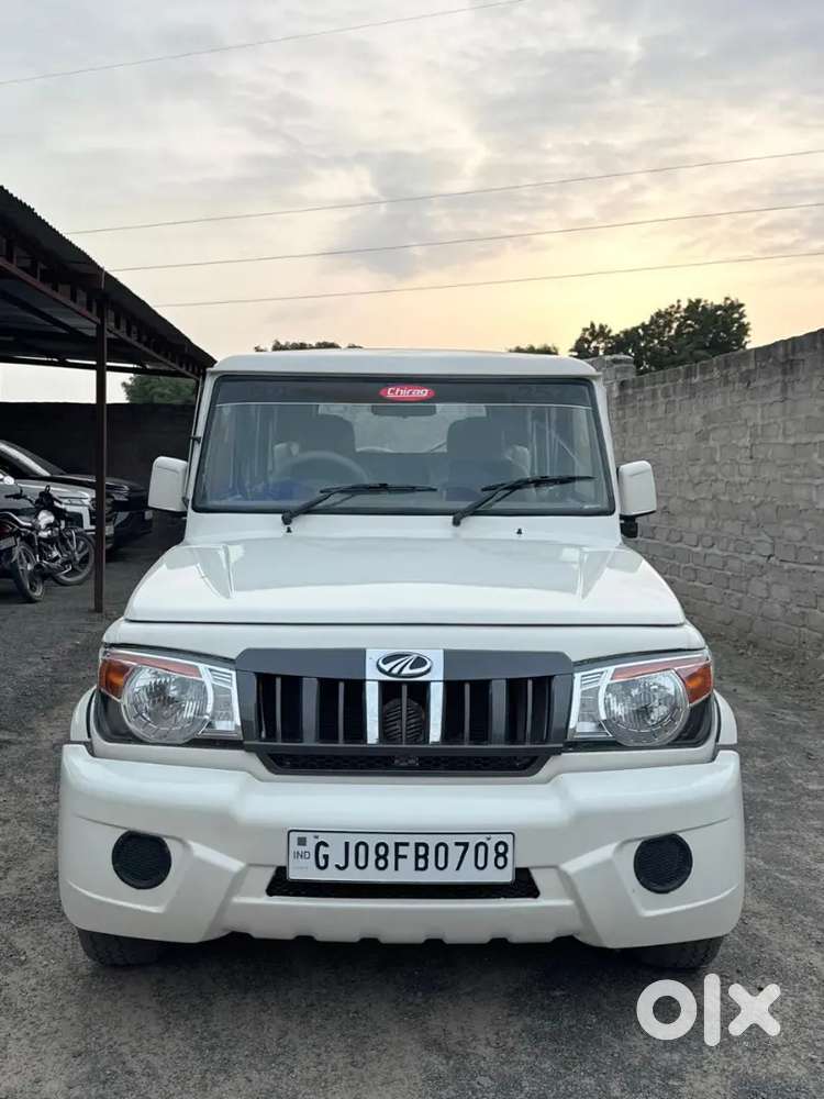 Mahindra Bolero 2016 कार