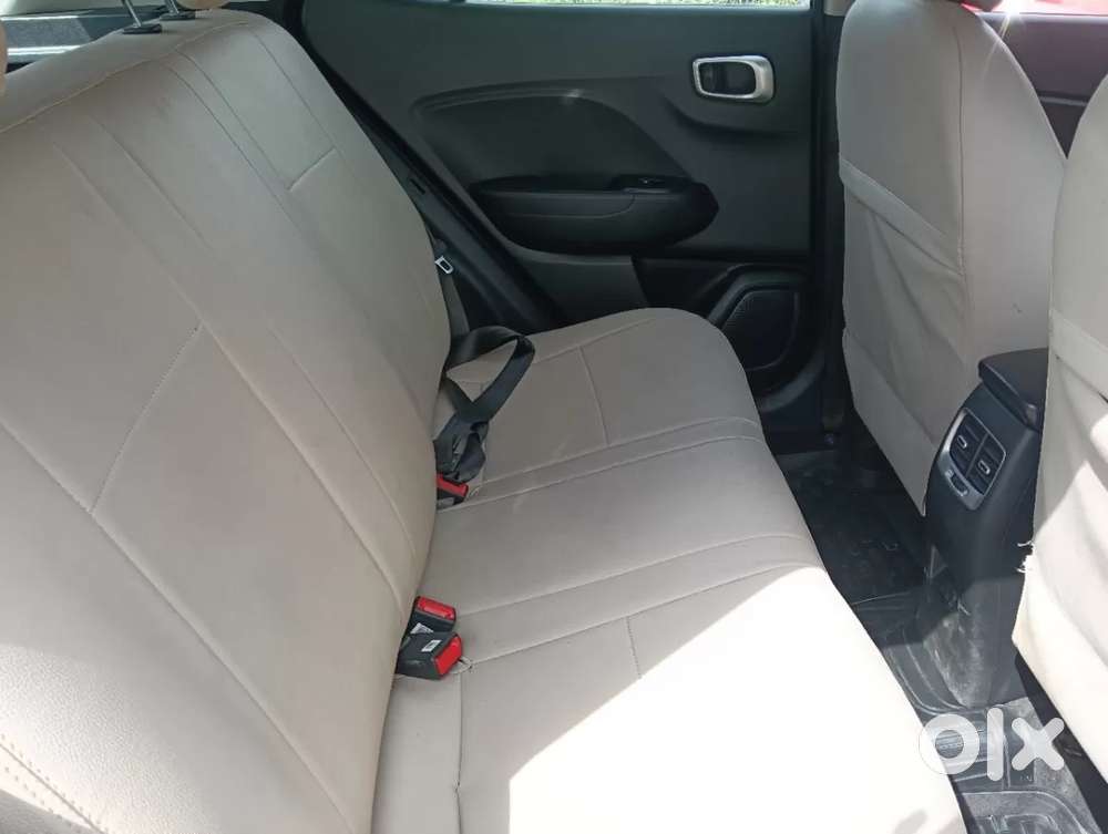 Hyundai Venue 1.2 S Plus, 2020, Petrol