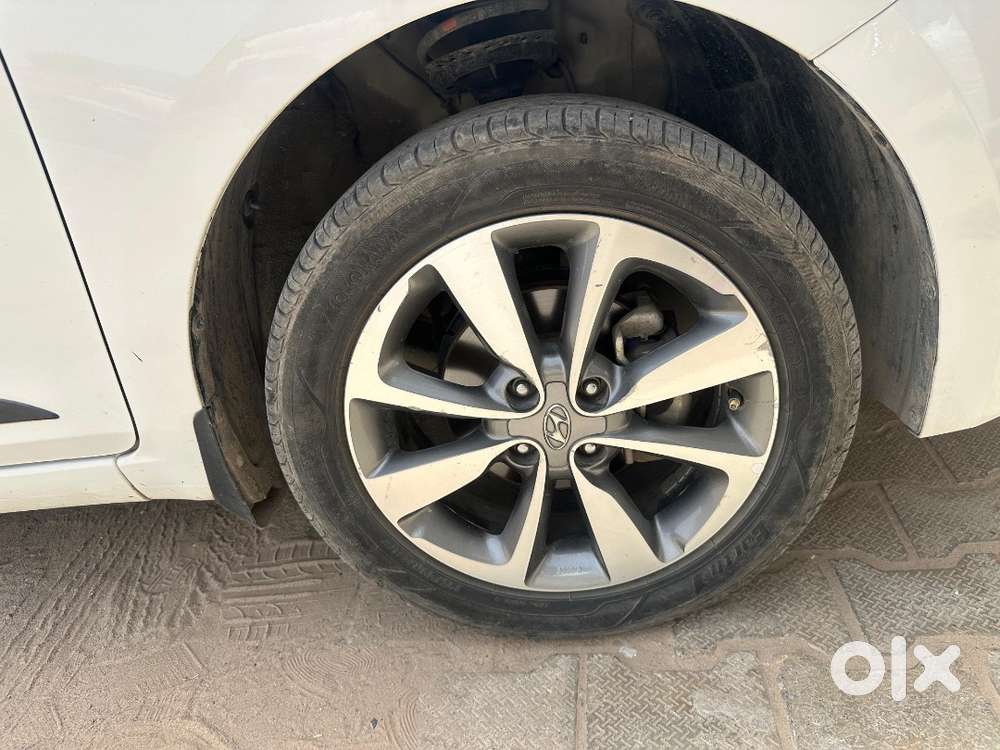 120 Hyundai