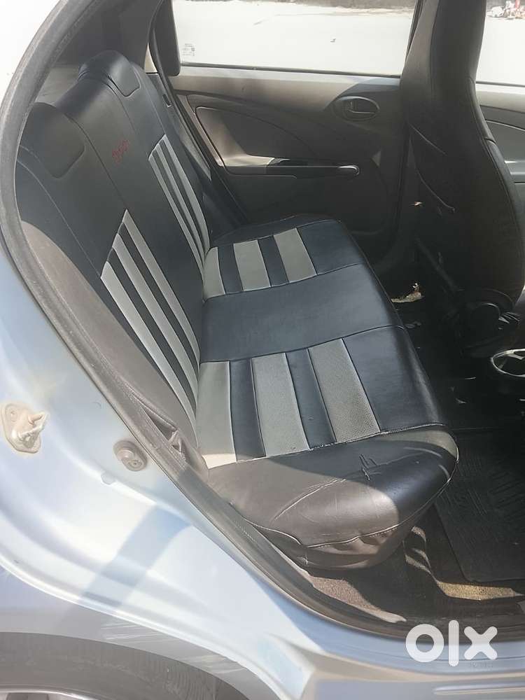 Toyota Etios Liva 2011-2012 G, 2012, Petrol