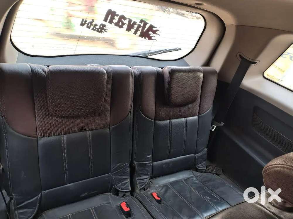 Mahindra Xuv500 2015