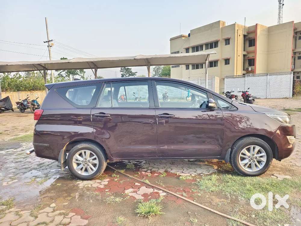 Toyota Innova Crysta, Gx Manual, 8 Seater.
