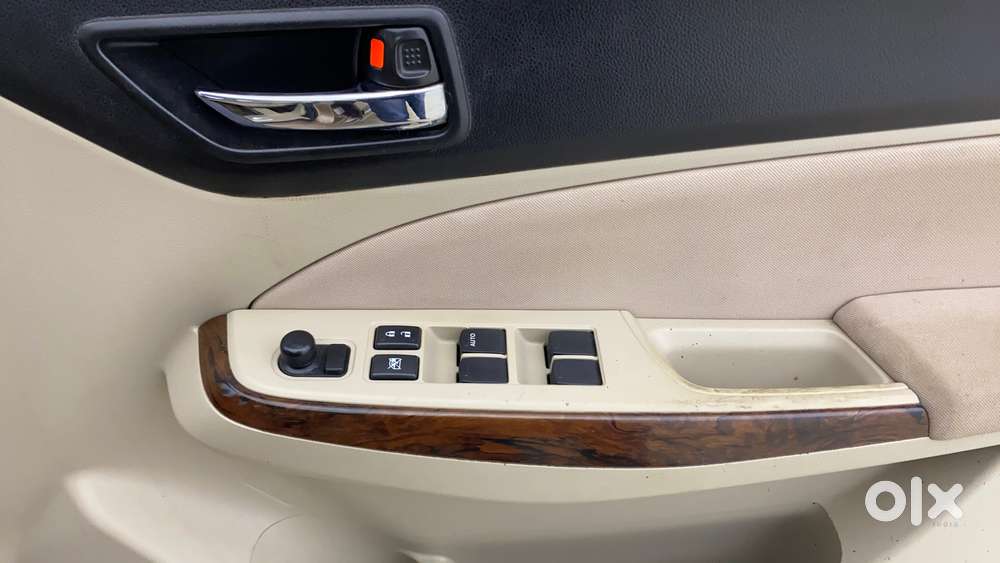 Maruti Suzuki Swift Dzire Zxi + Amt, 2018, Petrol