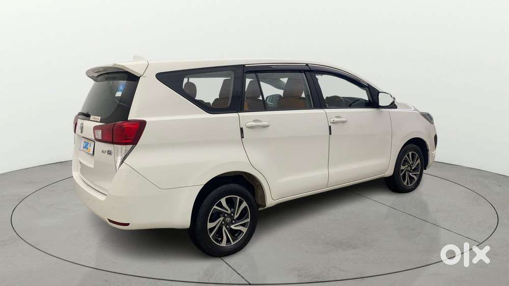 Toyota Innova Crysta 2.7 GX AT, 2022, Petrol