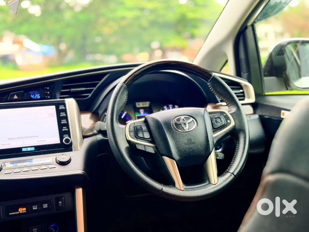 Toyota Innova Crysta Zx 2.4 Diesel 7 Seater, 2022, Diesel