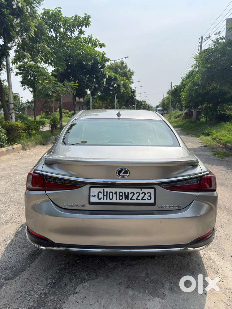Lexus Es 300h 2019 Model