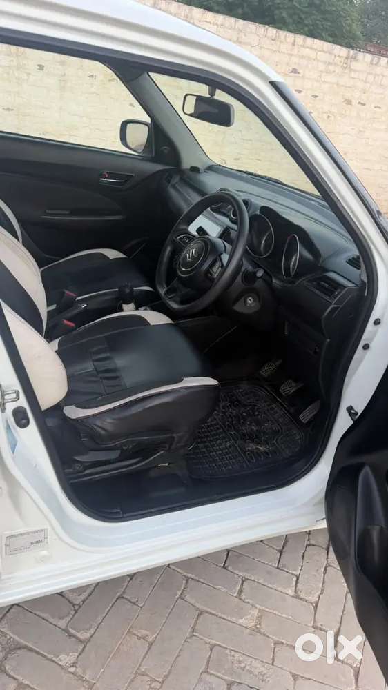 Maruti Suzuki Swift Vxi 2018