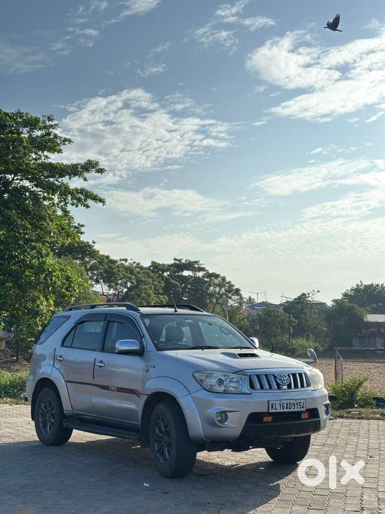 Toyota Fortuner Diesel Manual 2010