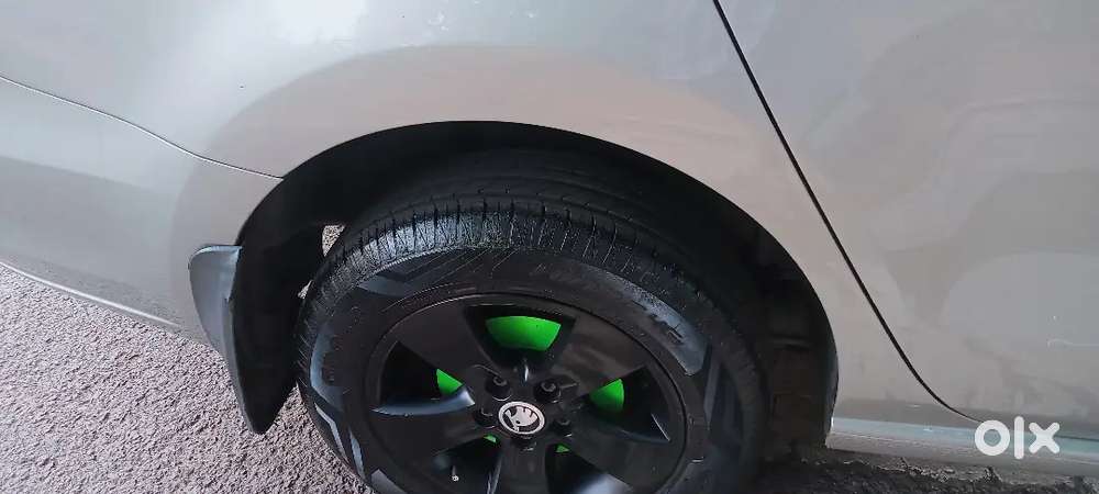 Skoda Rapid 2014 November.