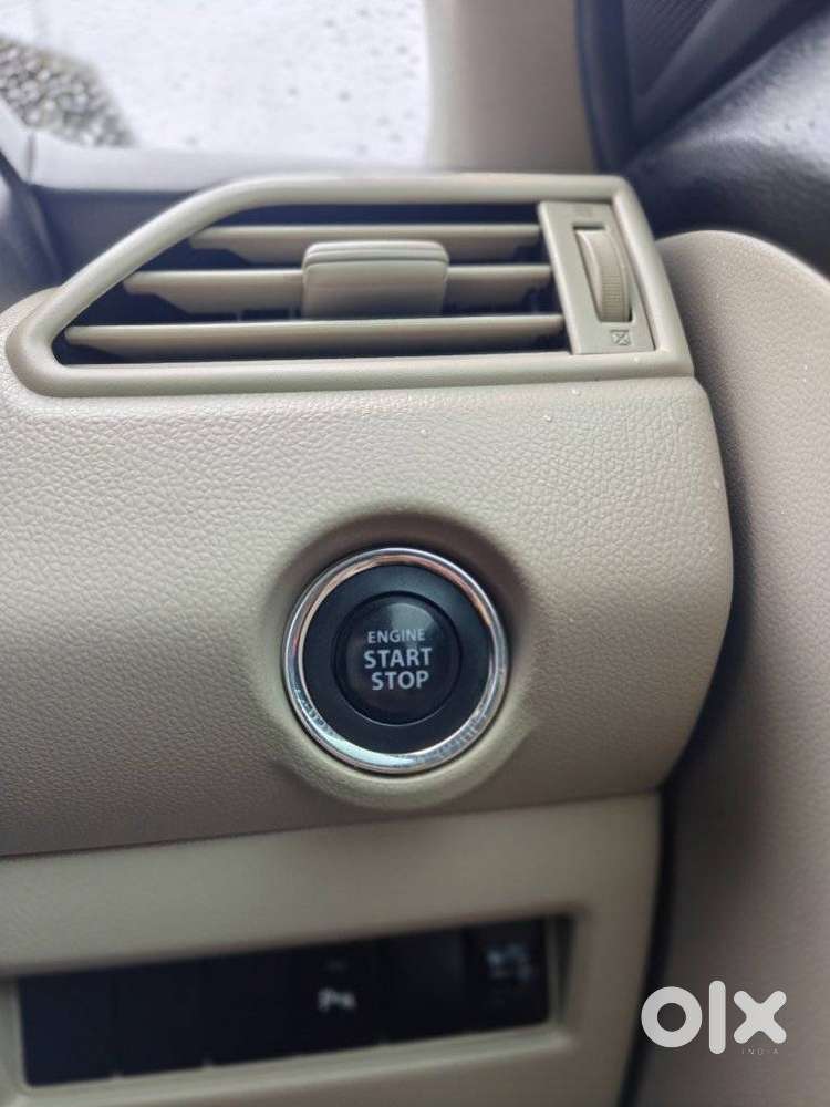 Maruti Suzuki Dzire 1.2 Zxi, 2018, Petrol
