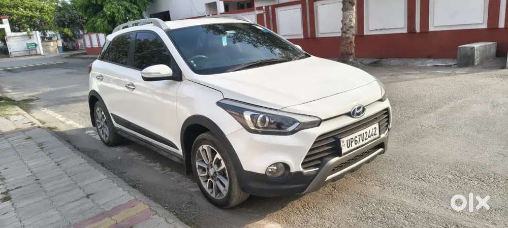 Hyundai I20 Active 2017 Petrol 32000 Km Driven