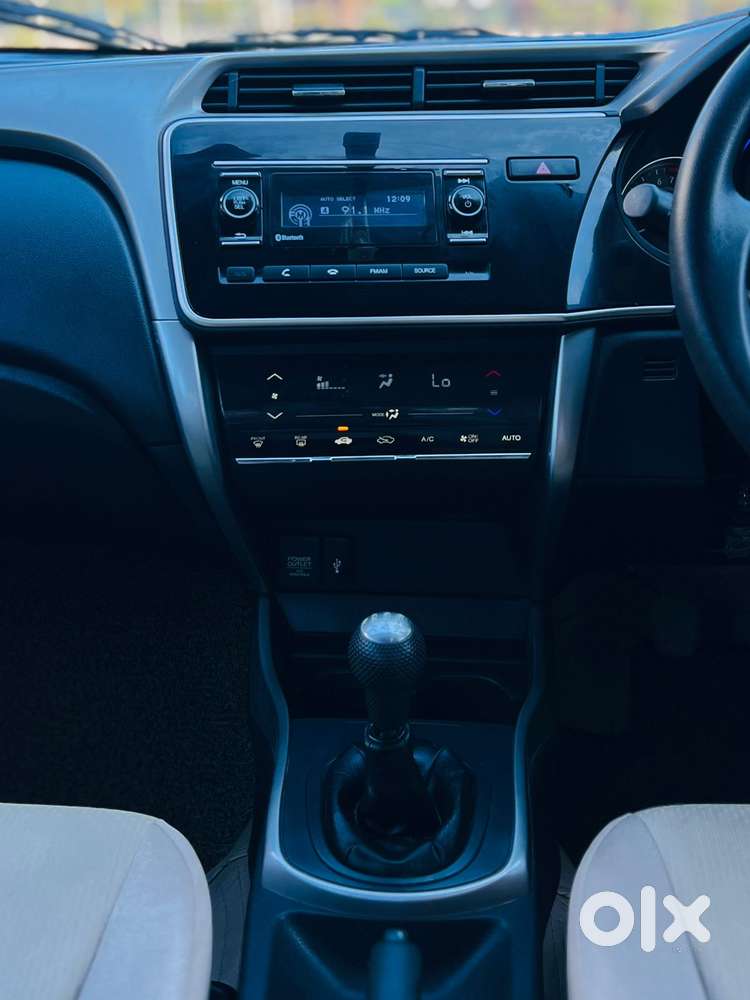 Honda City I-vtec Sv, 2018, Petrol