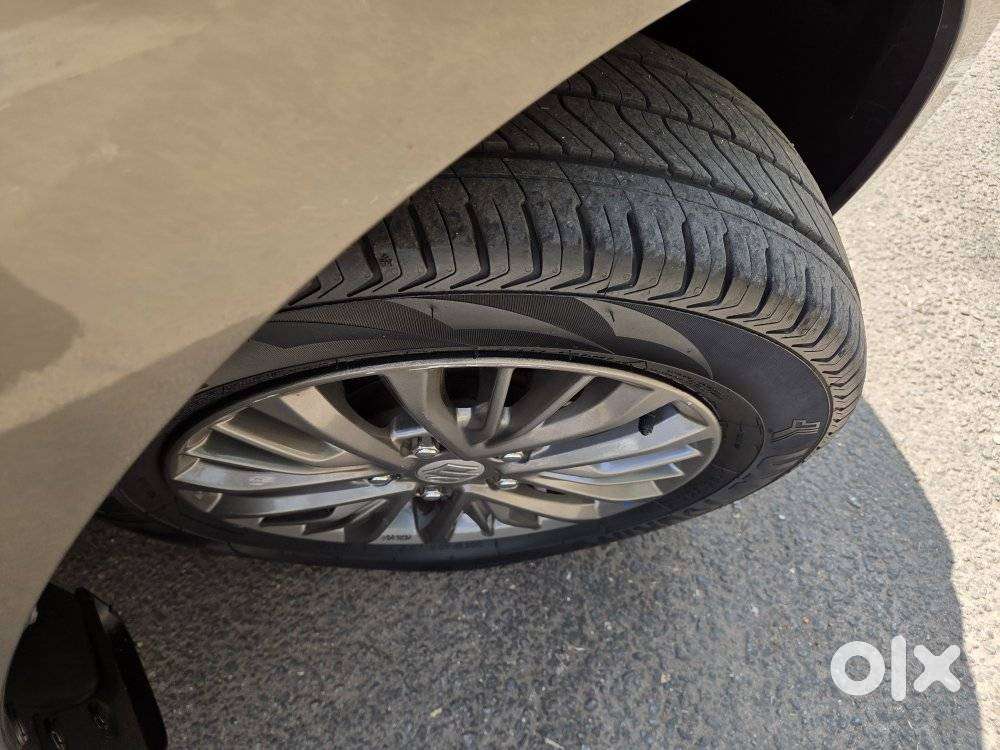 Maruti Suzuki Ertiga Zxi Plus Shvs, 2020, Petrol