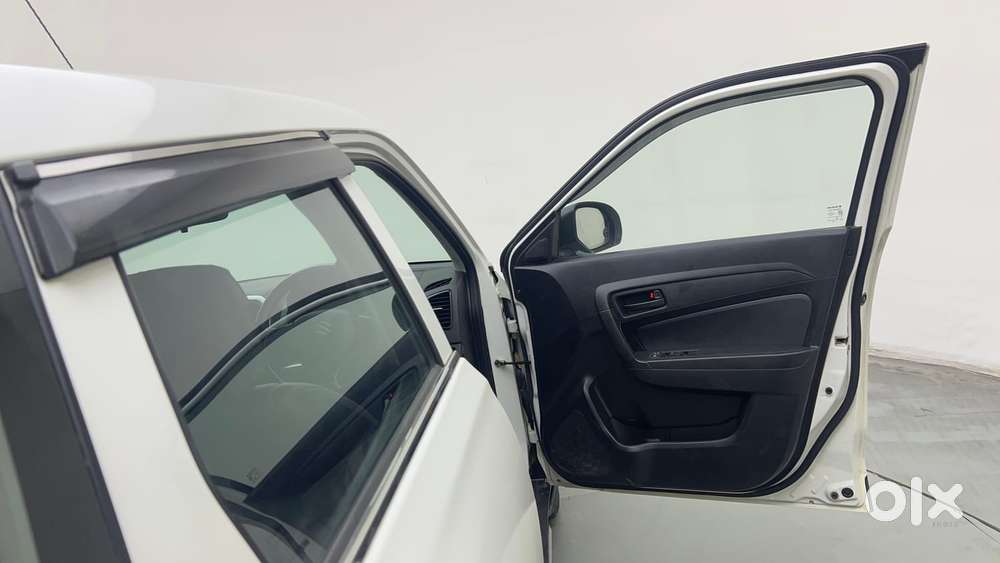 Maruti Suzuki Vitara Brezza 1.5 Lxi, 2020, Petrol
