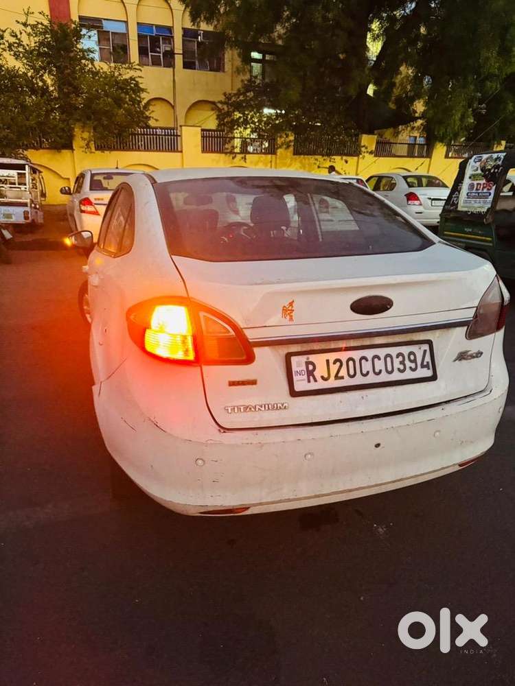 Ford Model 2012 Petrol Manual