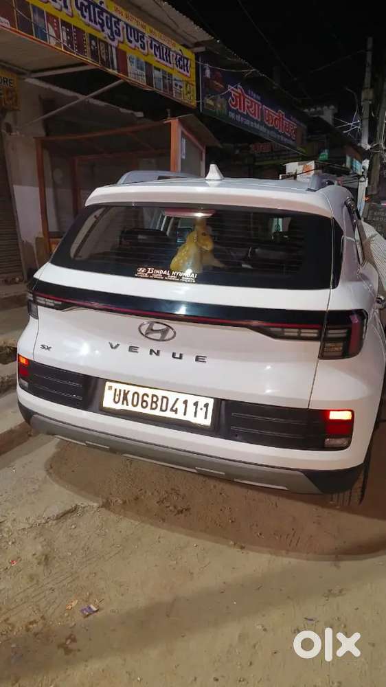 Hyundai Venue 2022 Petrol 36000 Km Driven