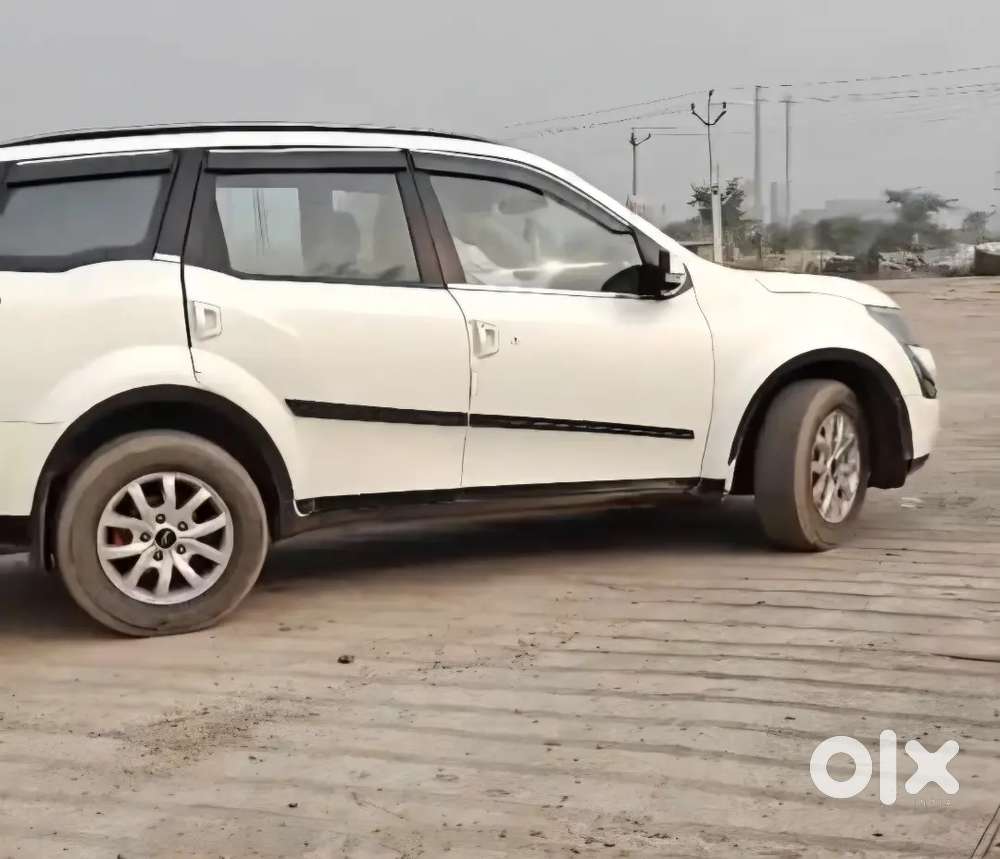 Model -mahindra Xuv500 W9
 Manufacturing Year- 2021 Fuel - Diesel