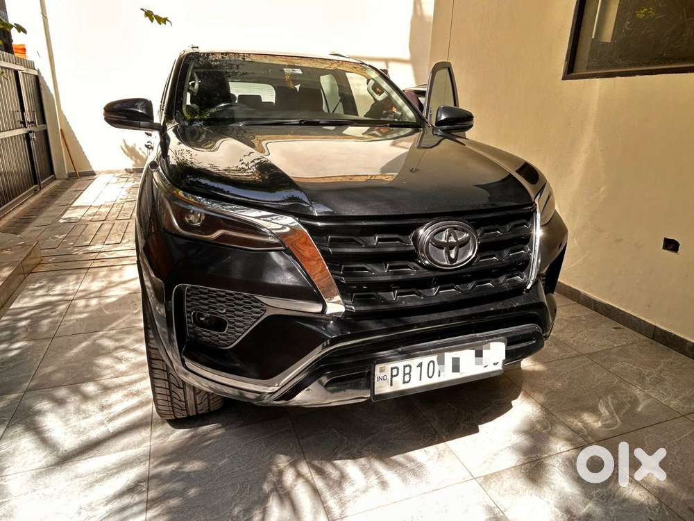 Toyota Fortuner [2021-ongoing] 2.8 2wd Diesel Mt, 2022, Diesel