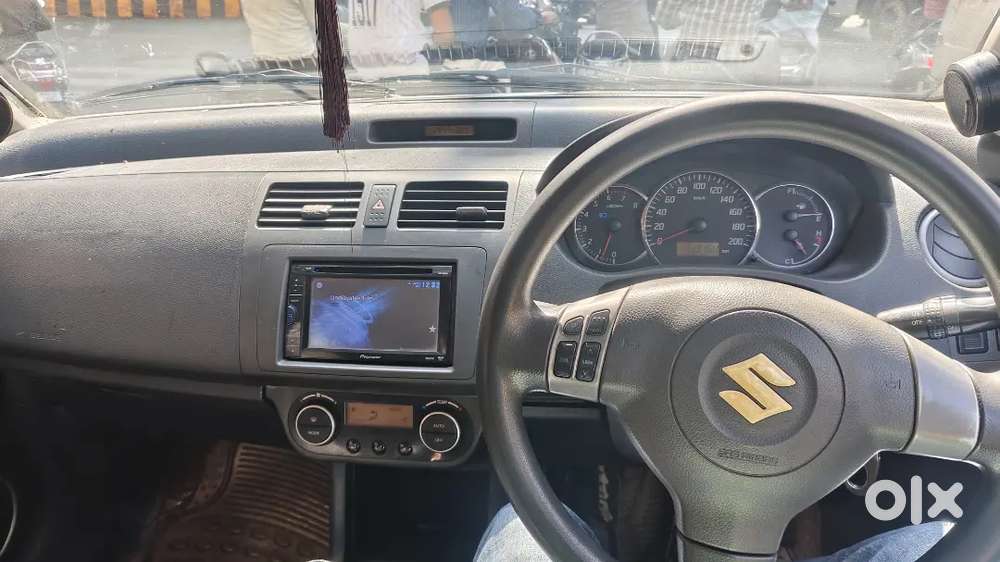 Maruti Suzuki Swift 2009 Petrol 110000 Km Driven