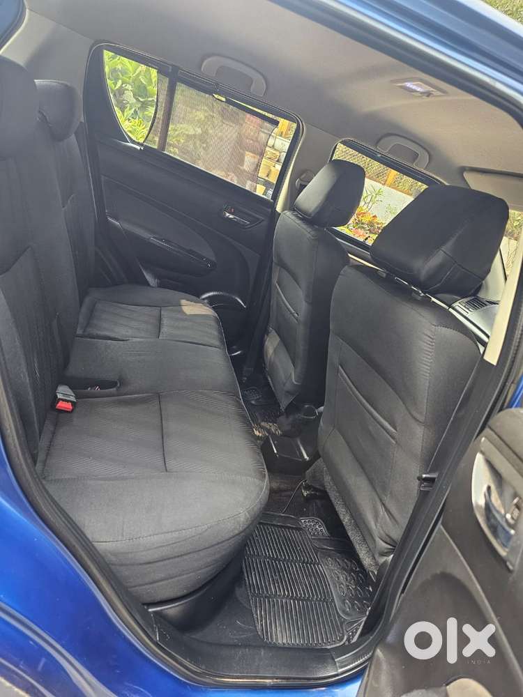 Maruti Suzuki Swift Vxi Abs Bsiv, 2013, Petrol